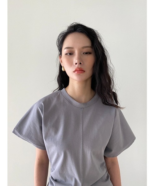 Didot.showroom(ディドット ショールーム)の「フロントワイドスリッドT(Tシャツ/カットソー・レディース・アイボリー/ブラック/グレー・FREE)」の17枚目の写真