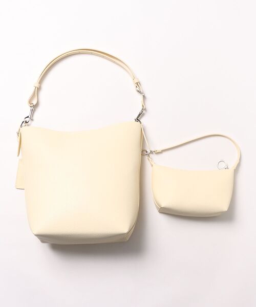 Beryl ベリル バケツバッグ（ショルダーバッグ）｜CHARLES & KEITH