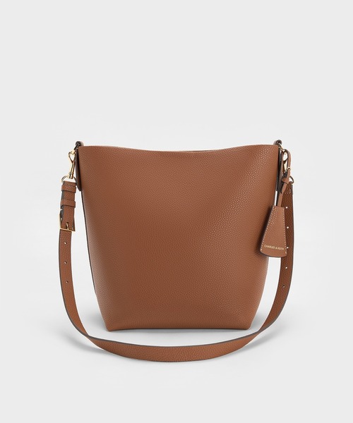 CHARLES & KEITH(チャールズ & キース)の「Beryl ベリル バケツバッグ(ショルダーバッグ・レディース・ライトイエロー/スミクロ/ライトベージュ/チョコ・M)」の7枚目の写真