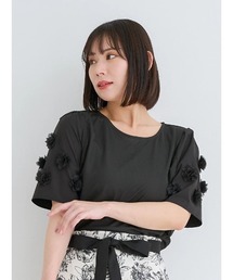Re-J&SUPURE（リジェイアンドスプル）の「【大きいサイズ】5分袖フラワースリーブトップス（Tシャツ/カットソー）」