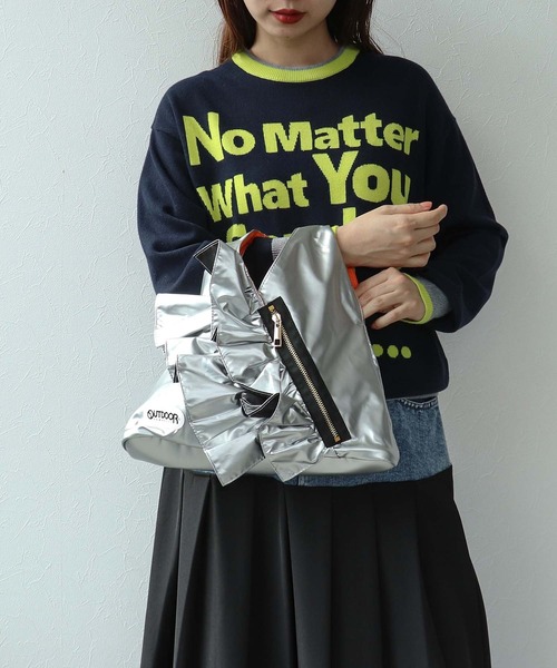 OUTDOOR PRODUCTS(アウトドアプロダクツ)の「【RISLEY×OUTDOOR PRODUCTS】miniトライアングルフリルバッグ(トートバッグ・レディース・カーキ/ブラック/シルバー・FREE)」の11枚目の写真