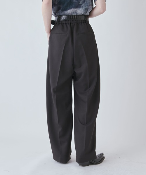 Lui's（ルイス）の「ストレートカーブスラックス（スラックス・レディース・ブラック/グレー・36/38）」の5枚目の写真