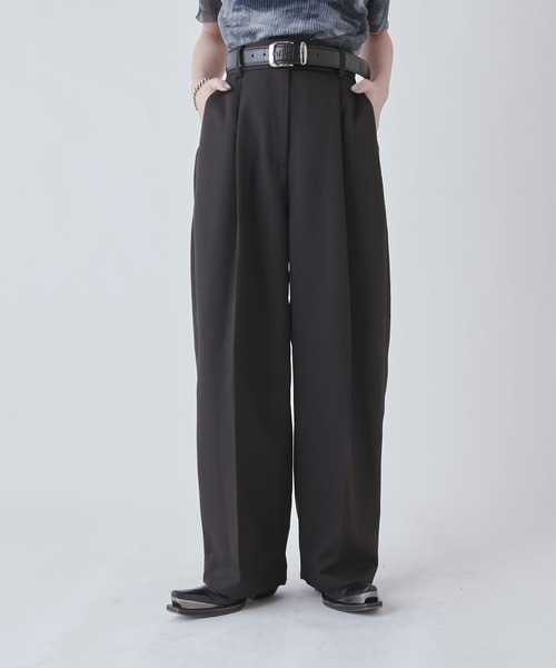 Lui's（ルイス）の「ストレートカーブスラックス（スラックス・レディース・ブラック/グレー・36/38）」の7枚目の写真