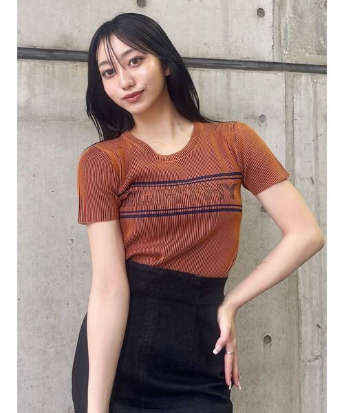 MURUA(ムルーア)の「バイカラーロゴハーフニット(ニット/セーター・レディース・オレンジ/ブラック/アイボリー/ブルー・FREE)」の21枚目の写真