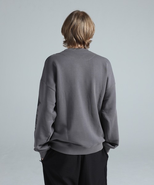 Y-3（ワイスリー）の「Y-3 GRAPHIC CREW SWEAT（スウェット・メンズ・グレー・XX-SMALL/X-SMALL/SMALL/MEDIUM/LARGE/X-LARGE/XX-LARGE）」の6枚目の写真