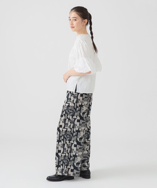 B:MING by BEAMS（ビーミングバイビームス）の「【洗える】ジオメトリック プリント イージーパンツ（S～M）（その他パンツ・レディース・ブラック/ブラウン・MEDIUM/SMALL）」の4枚目の写真