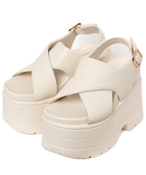 R&E(アールアンドイー)の「【R&E】パデッドクロスアッパー厚底サンダル(サンダル・レディース・アイボリー/ブラック・S/M/L/LL)」の9枚目の写真