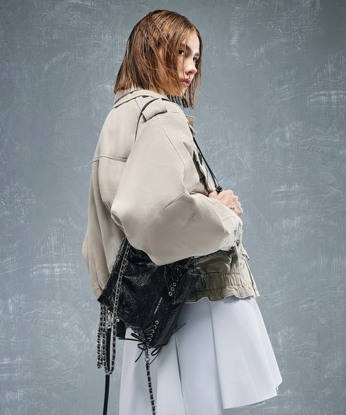 CHARLES & KEITH ドゥオ チェーンハンドルツーウェイバックパック Duo ドゥオ グロメットチェーンハンドルツーウェイバックパック