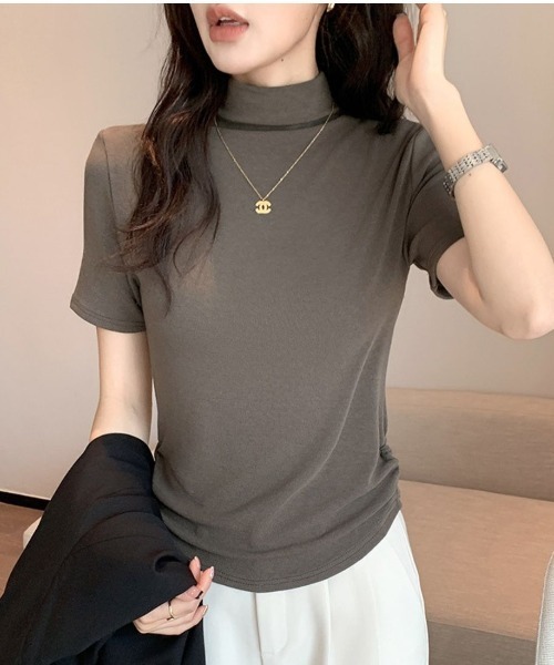 maison de LATIR（メゾンドラティール）の「上品な華やかさ纏う半袖ハイネックトップス（Tシャツ/カットソー・レディース・ホワイト/ブラウン/ブラック/カーキ・FREE）」の13枚目の写真