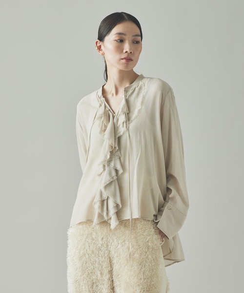 Curensology(カレンソロジー)の「Curensology(カレンソロジー)/ウールミックスボイルフリルブラウス(シャツ/ブラウス・レディース・ネイビー/オフホワイト/グレー・FREE)」の4枚目の写真