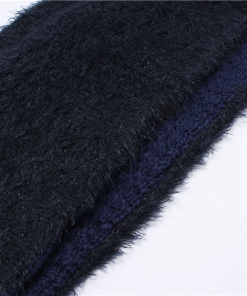 AZUL by moussy（アズールバイマウジー）の「PE/ACシャギーMIX Wスヌード（ストール/ショール・レディース・ブラック/ネイビー・FREE）」の4枚目の写真