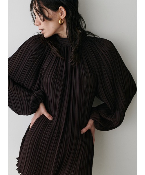 LARUTA（ラルータ）の「【LARUTA】プリーツスモックブラウス（シャツ/ブラウス・レディース・ブラウン/オフホワイト/サックスブルー/ブラック・FREE）」の22枚目の写真