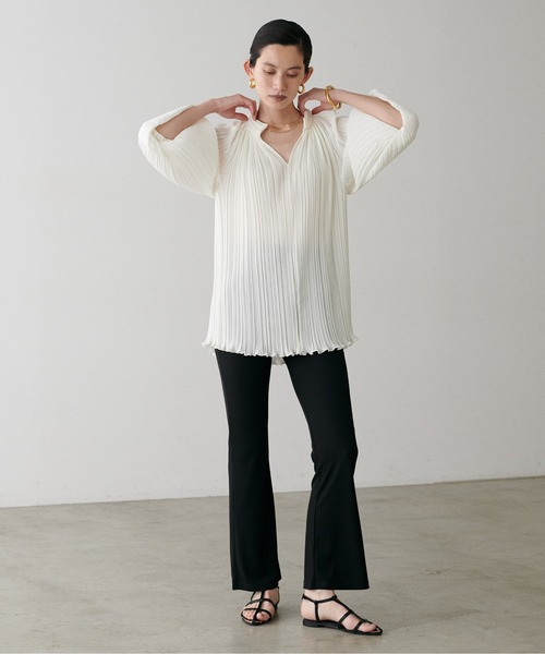 LARUTA（ラルータ）の「【LARUTA】プリーツスモックブラウス（シャツ/ブラウス・レディース・ブラウン/オフホワイト/サックスブルー/ブラック・FREE）」の11枚目の写真