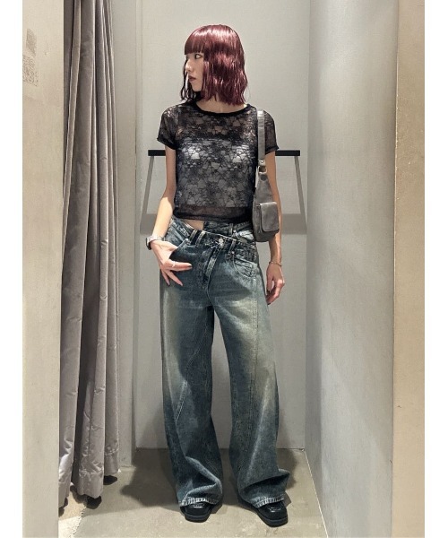 SLY(スライ)の「CUT LACE EMBROIDERY T/SH カット レース エンブロイダリー Tシャツ 夏服 秋服 半袖 シアートップス(Tシャツ/カットソー・レディース・ブラック/ベージュ・FREE)」の15枚目の写真