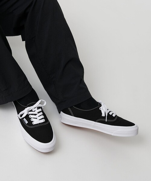 VANS(バンズ)の「<VANS>LX オーセンティック 44 スニーカー(スニーカー・メンズ・ブラック・9h/10/8h/11/10h/9/7h/8)」の2枚目の写真