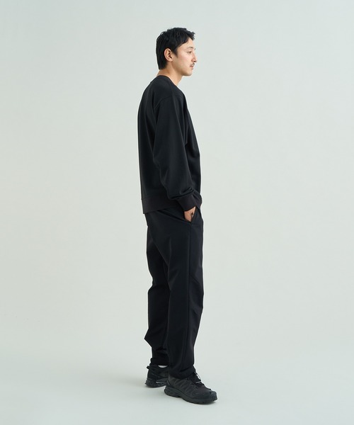 NANGA(ナンガ)の「DRY MIX TERRY CREW SWEAT/ドライミックス テリー クルースウェット(スウェット・メンズ・ブラック/レッド/グリーン/アイボリー/ブルー/グリーン系その他/グレー・S/M/L/XL)」の11枚目の写真