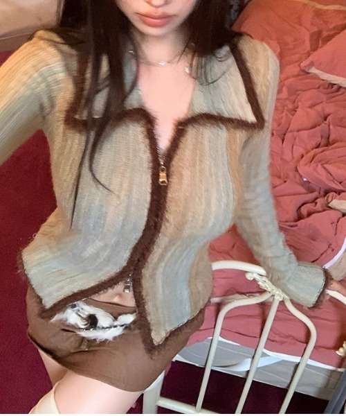 ViViDAY(ビビデー)の「ダブルジップニットトップス(ニット/セーター・レディース・グレー/グリーン・M)」の13枚目の写真