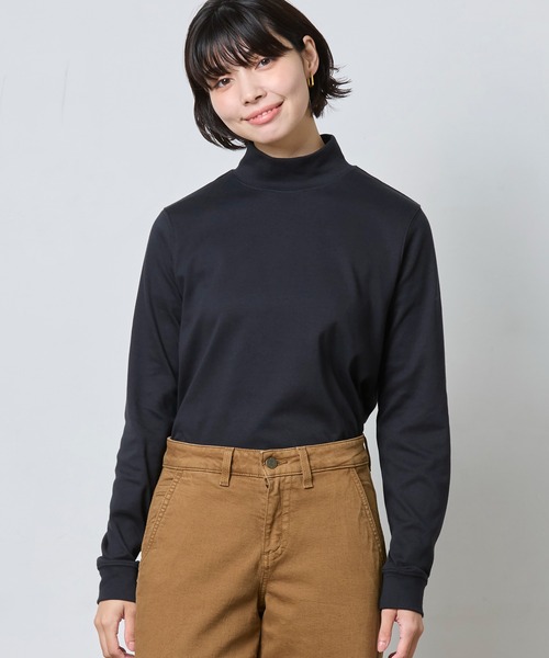L.L.Bean(エルエルビーン)の「エル・エル・ビーン・モック・タートルネック 米国フィット・レギュラー(Tシャツ/カットソー・レディース・ホワイト/ブラック/タン/レッド/ネイビー・SMALL/MEDIUM/X-SMALL)」の2枚目の写真