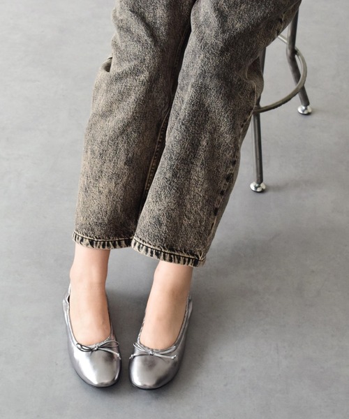 FABIO RUSCONI（ファビオルスコーニ）の「【FABIO RUSCONI】ラウンドトウフラットシャーリングバレエ(F51535)（バレエシューズ・レディース・ブラック系その他/シルバー・37/38/36）」の5枚目の写真