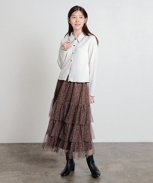 Honeys（ハニーズ）の「衿付カーディガン（カーディガン/ボレロ・レディース・ブラウン/アイボリー/グレイッシュブルー/ブラック・M/L/S）」の6枚目の写真