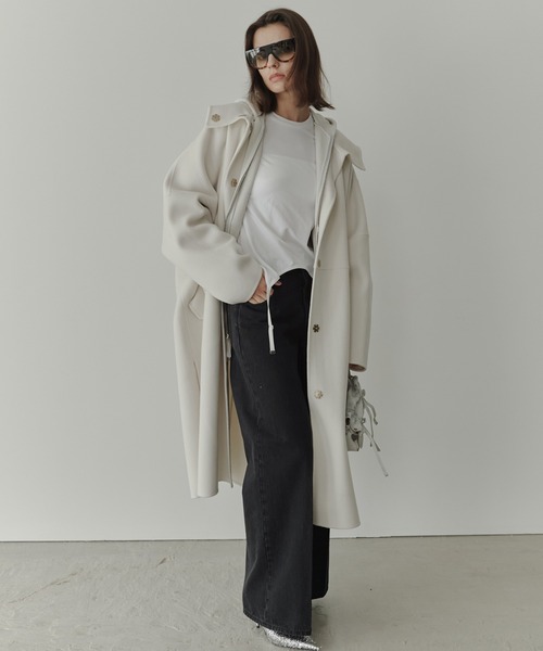 LE CIEL BLEU(ルシェルブルー)の「ストレートフィットジーンズwベルト / Straight Fit Jeans w/Belt(その他パンツ・レディース・ブラック・38/36/34)」の4枚目の写真