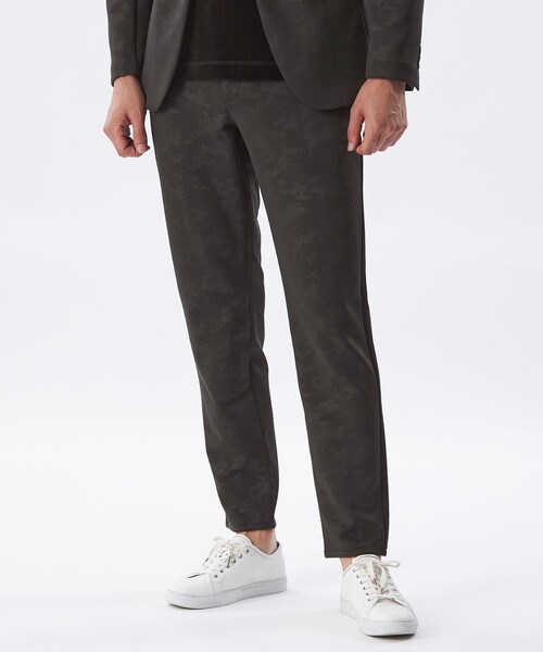 EPOCA UOMO(エポカウォモ)の「【セットアップ対応】カモフラダンボールパンツ(その他パンツ・メンズ・ブラウン系その他5/ブラック・46/48)」の2枚目の写真