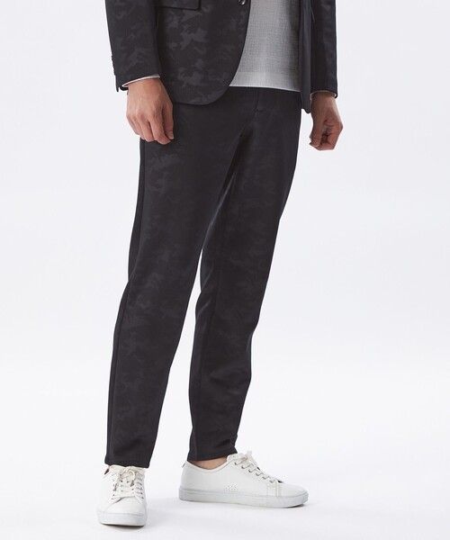 EPOCA UOMO(エポカウォモ)の「【セットアップ対応】カモフラダンボールパンツ(その他パンツ・メンズ・ブラウン系その他5/ブラック・46/48)」の1枚目の写真