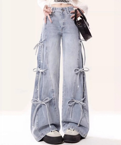 yuue' ( wear )(ユーイ)の「サイドリボンワイドデニムパンツ(デニムパンツ・レディース・ライトブルー・L/M/S)」の1枚目の写真