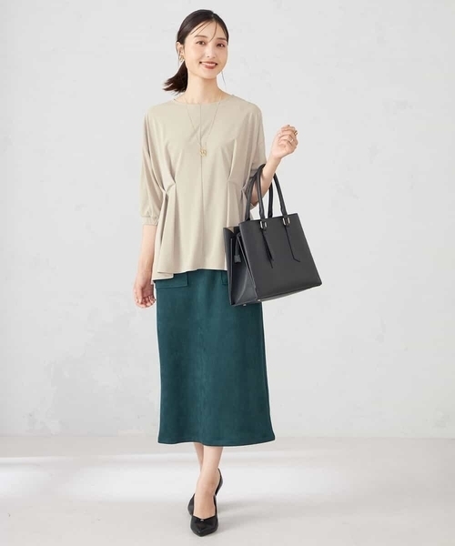 a.v.v（アーヴェヴェ）の「フロントタックチュニックトップス（Tシャツ/カットソー・レディース・ブラウン/ブラック/グレー系その他・38/36）」の6枚目の写真