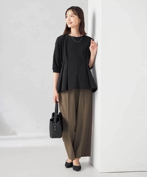 a.v.v（アーヴェヴェ）の「フロントタックチュニックトップス（Tシャツ/カットソー・レディース・ブラウン/ブラック/グレー系その他・38/36）」の7枚目の写真