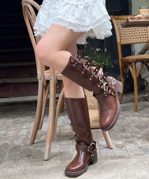 Vipoa(ヴィポア)の「Vintage belt buckle design boots(ブーツ・レディース・ブラック/ブラウン・SMALL/MEDIUM/LARGE)」の21枚目の写真