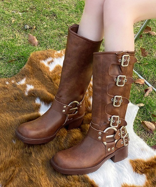 Vipoa(ヴィポア)の「Vintage belt buckle design boots(ブーツ・レディース・ブラック/ブラウン・SMALL/MEDIUM/LARGE)」の14枚目の写真