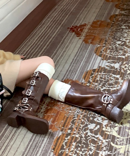 Vipoa(ヴィポア)の「Vintage belt buckle design boots(ブーツ・レディース・ブラック/ブラウン・SMALL/MEDIUM/LARGE)」の22枚目の写真