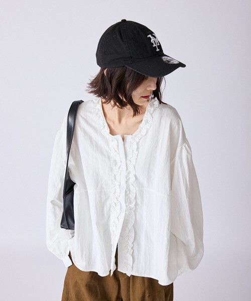AO2（アオズ）の「Wide Silhouette Fringe Design Blouse / ワイドシルエット フリンジデザインブラウス（シャツ/ブラウス・レディース・ホワイト/ブラック/ネイビー/ブラウン・FREE）」の10枚目の写真