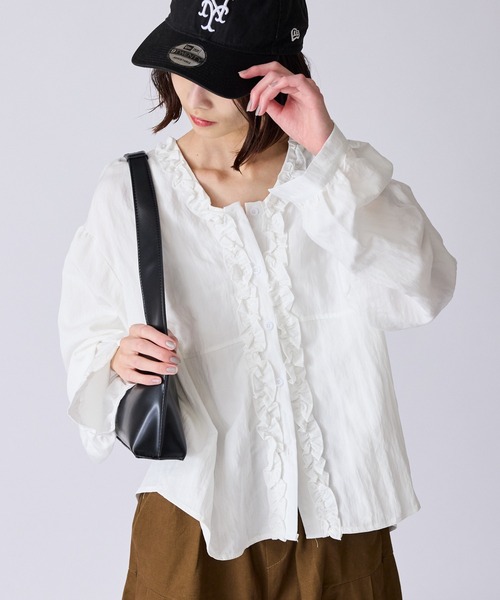AO2（アオズ）の「Wide Silhouette Fringe Design Blouse / ワイドシルエット フリンジデザインブラウス（シャツ/ブラウス・レディース・ホワイト/ブラック/ネイビー/ブラウン・FREE）」の8枚目の写真