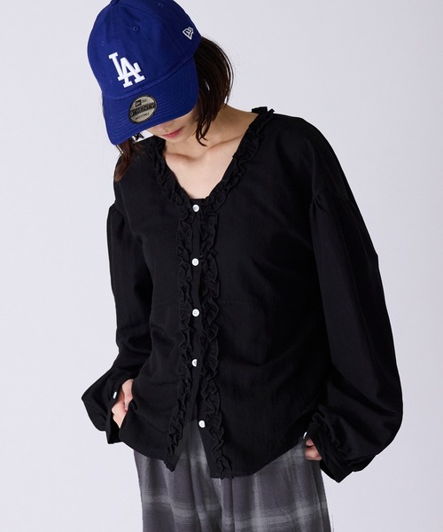 AO2（アオズ）の「Wide Silhouette Fringe Design Blouse / ワイドシルエット フリンジデザインブラウス（シャツ/ブラウス・レディース・ホワイト/ブラック/ネイビー/ブラウン・FREE）」の19枚目の写真