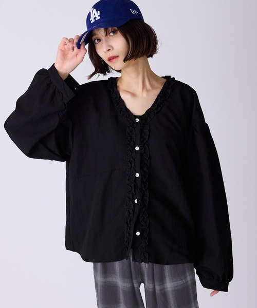 AO2（アオズ）の「Wide Silhouette Fringe Design Blouse / ワイドシルエット フリンジデザインブラウス（シャツ/ブラウス・レディース・ホワイト/ブラック/ネイビー/ブラウン・FREE）」の18枚目の写真