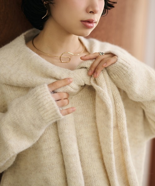LAULEN(ローレン)の「v neck knit pullover shawl set /Vネックショール付き長袖ニットプルオーバー(ニット/セーター・レディース・ブラウン/ベージュ/オートミール・FREE)」の11枚目の写真