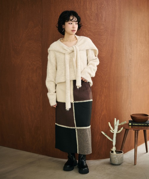 LAULEN(ローレン)の「v neck knit pullover shawl set /Vネックショール付き長袖ニットプルオーバー(ニット/セーター・レディース・ブラウン/ベージュ/オートミール・FREE)」の19枚目の写真