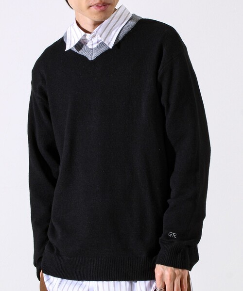 GLOSTER（グロスター）の「【配色リブが映える大人ニット】GR刺繍 浅Vネックプルオーバーニット（ニット/セーター・メンズ・オフホワイト/グレー/ブラック・S/M/L）」の19枚目の写真