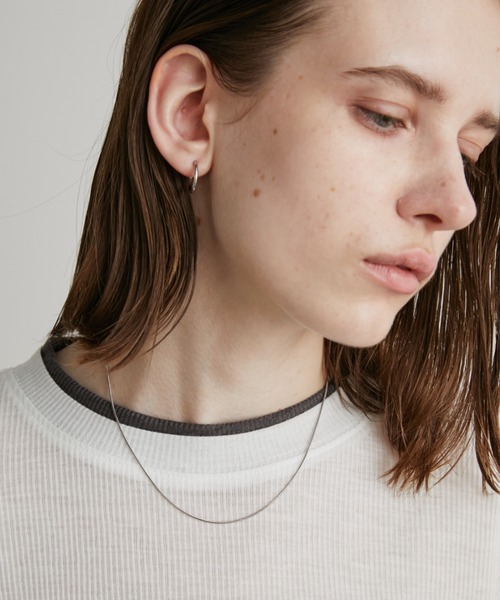 Auntie Rosa Holiday（アンティローザホリデー）の「シンプルスネークネックレス（ネックレス・レディース・ゴールド/シルバー・FREE）」の3枚目の写真