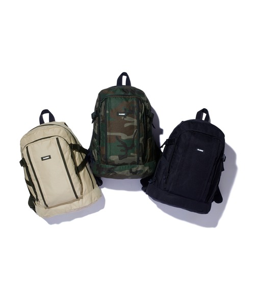 XLARGE(エクストララージ)の「MULTI POCKET BACKPACK(バックパック/リュック・メンズ・ブラック/カモフラージュ/ベージュ・ONE SIZE)」の4枚目の写真