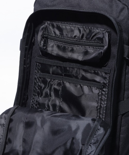 XLARGE(エクストララージ)の「MULTI POCKET BACKPACK(バックパック/リュック・メンズ・ブラック/カモフラージュ/ベージュ・ONE SIZE)」の10枚目の写真