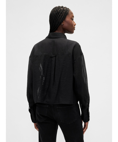 GAP(ギャップ)の「シアー ストレートヘム クロップドシャツ(シャツ/ブラウス・レディース・ブラック/ブラック系その他・XS/S/M/L/XXS)」の4枚目の写真