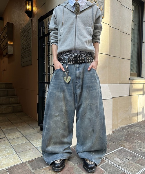 kutir(クティール)の「DIRTY DAMAGE BAGGY DENIM PANTS/ヴィンテージライクダメージバギーデニムパンツ(デニムパンツ・メンズ・ライトインディゴブルー/インディゴブルー/ブラック・SMALL/LARGE/MEDIUM)」の13枚目の写真