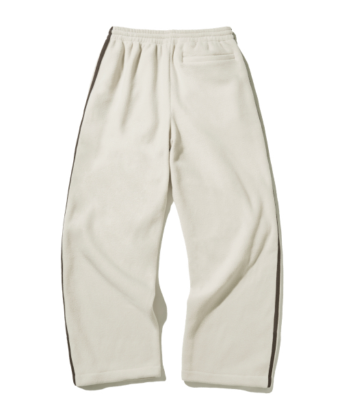 F.ILLUMINATE(フィルミネイト)の「トラックフリースパンツ-アイボリー(スウェットパンツ・レディース・その他・MEDIUM/LARGE/SMALL)」の3枚目の写真