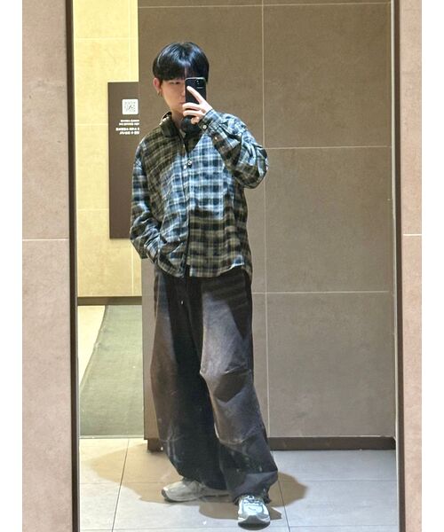 F.ILLUMINATE（フィルミネイト）の「オーバーサイズダメージウォッシュドチェックシャツ-カーキ（シャツ/ブラウス・レディース・その他・MEDIUM/LARGE/X-LARGE）」の13枚目の写真