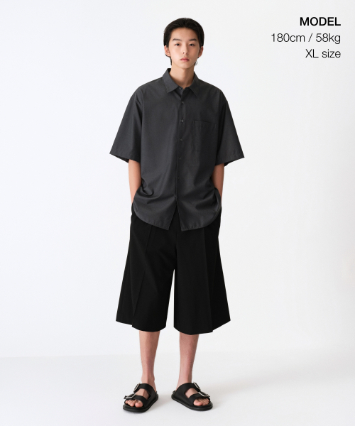 MUSINSA STANDARD（ムシンサスタンダード）の「リラックスドウールライク半袖シャツ[チャコールグレー]（シャツ/ブラウス・メンズ・その他・SMALL/MEDIUM/LARGE/X-LARGE/XX-LARGE）」の2枚目の写真
