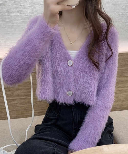 VIBGYOR(ヴィブジョー)の「【EIZZ/アイズ】シャギーニット Vネック クロップドカーディガン(カーディガン/ボレロ・レディース・パープル/ホワイト/ブラック/ブルー・FREE)」の5枚目の写真