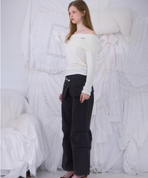 ROSEFRANTZ（ロゼフランツ）の「Skirt Layered Bootcut Pants [Charcoal]（その他パンツ・レディース・ダークグレー・SMALL/MEDIUM）」の3枚目の写真